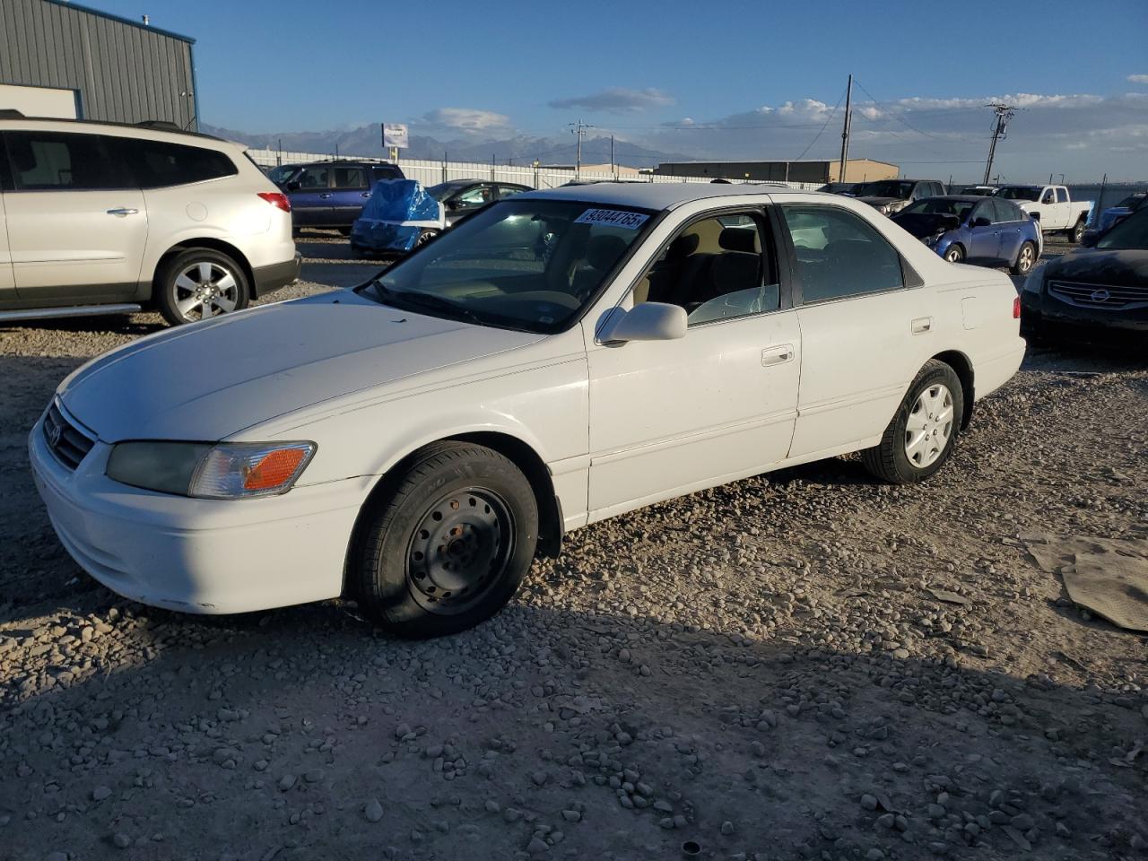 TOYOTA CAMRY CE 2000