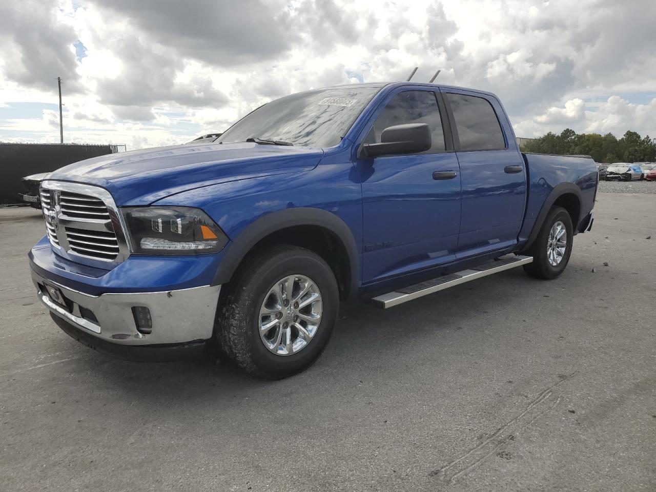 RAM 1500 SLT 2014