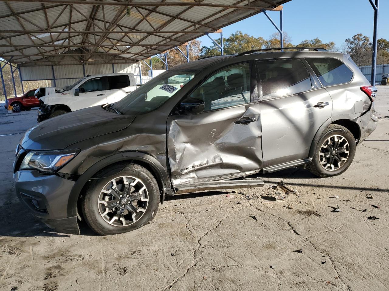NISSAN PATHFINDER 2020