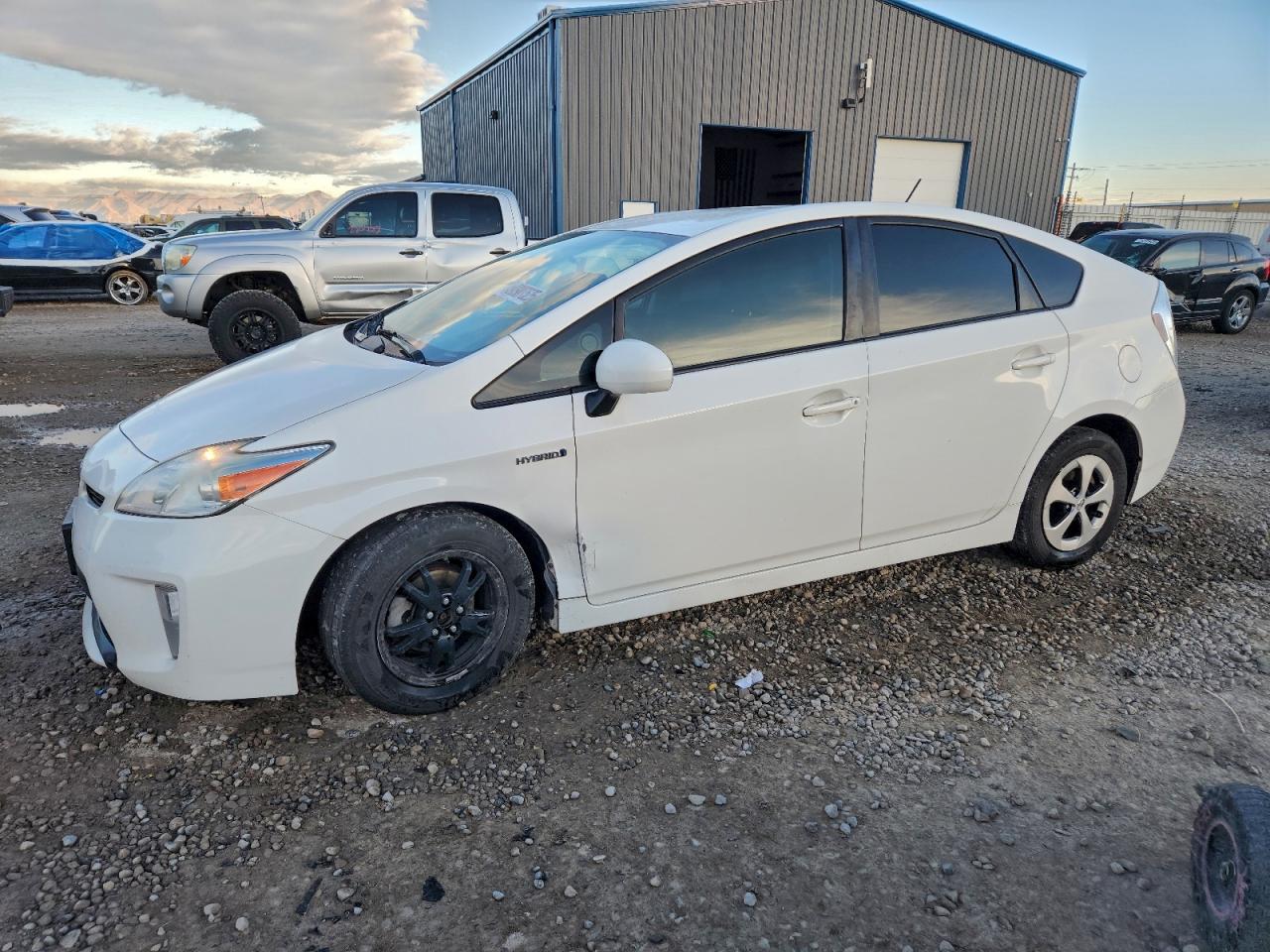 TOYOTA PRIUS 2014