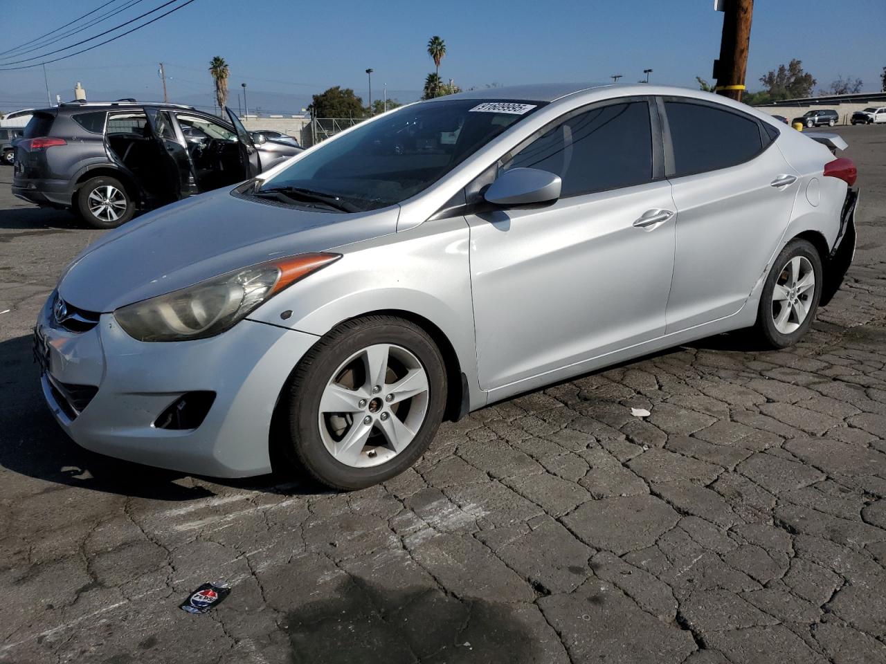 HYUNDAI ELANTRA 2013