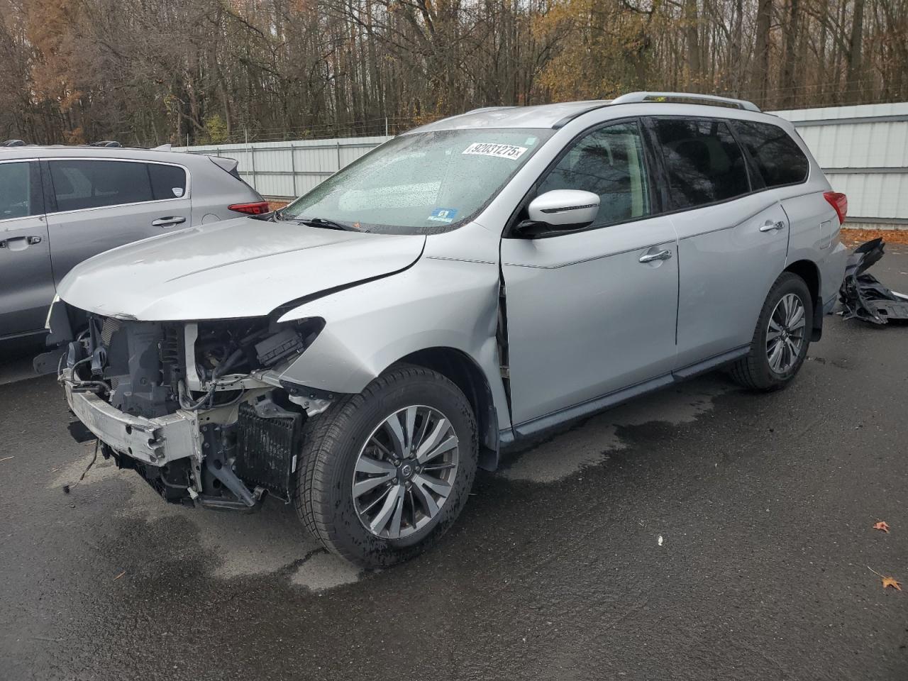 NISSAN PATHFINDER 2019