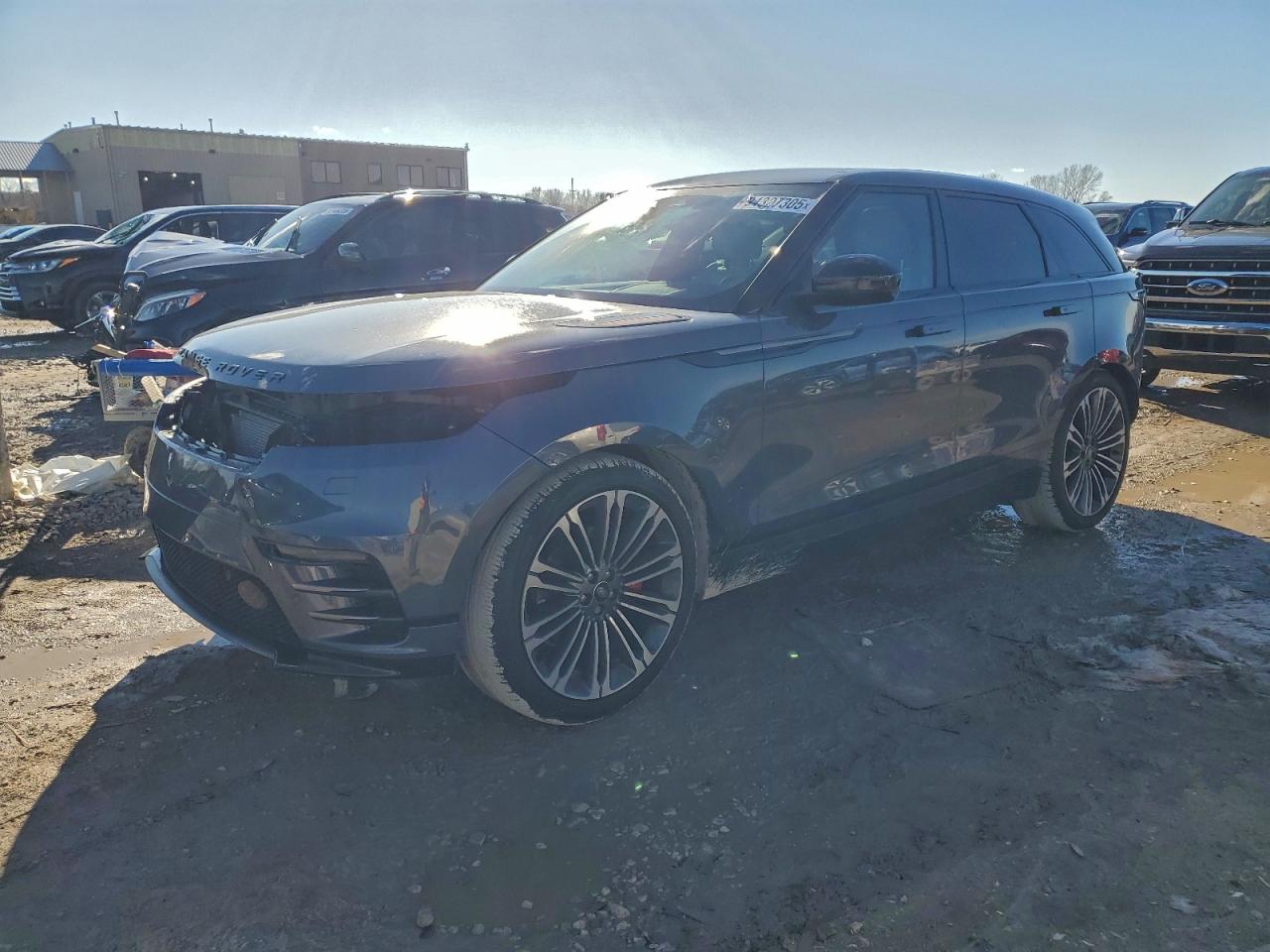 LAND ROVER RANGE ROVER VELAR 2024