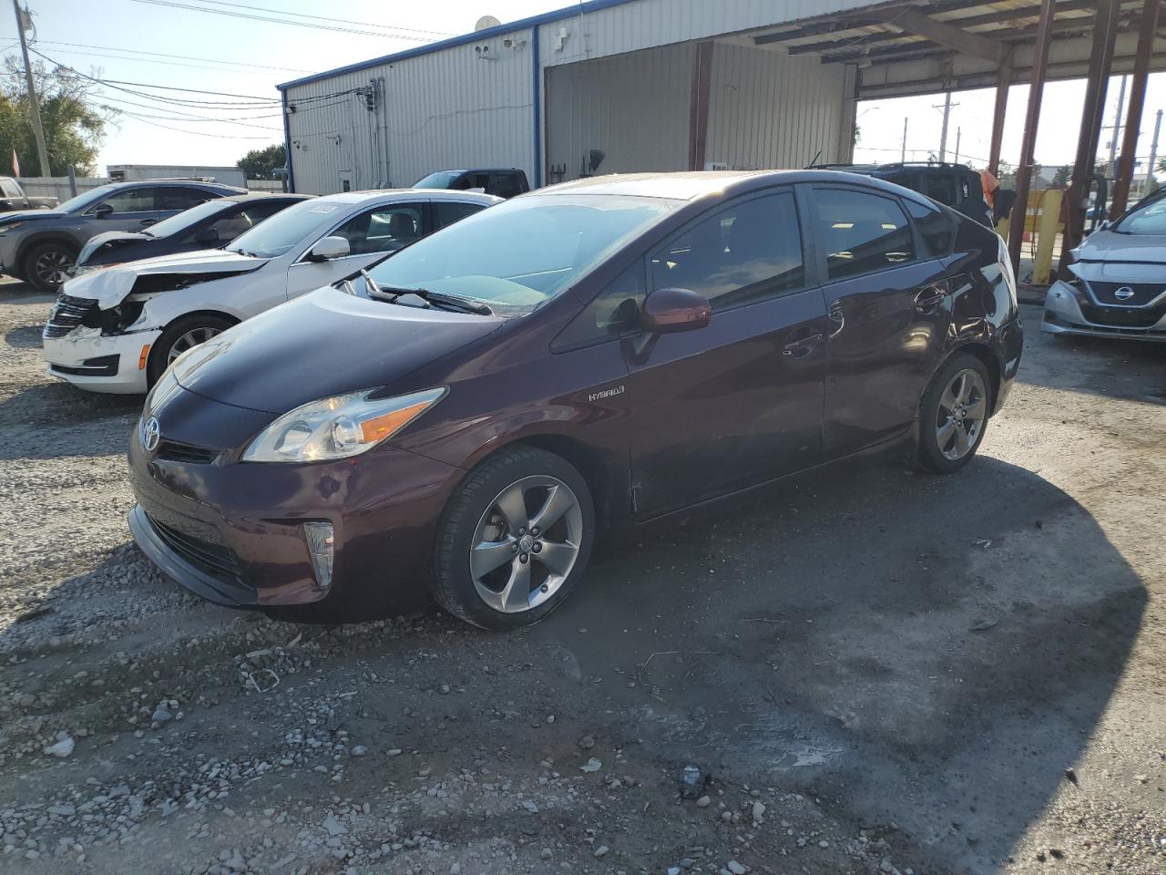 TOYOTA PRIUS 2013