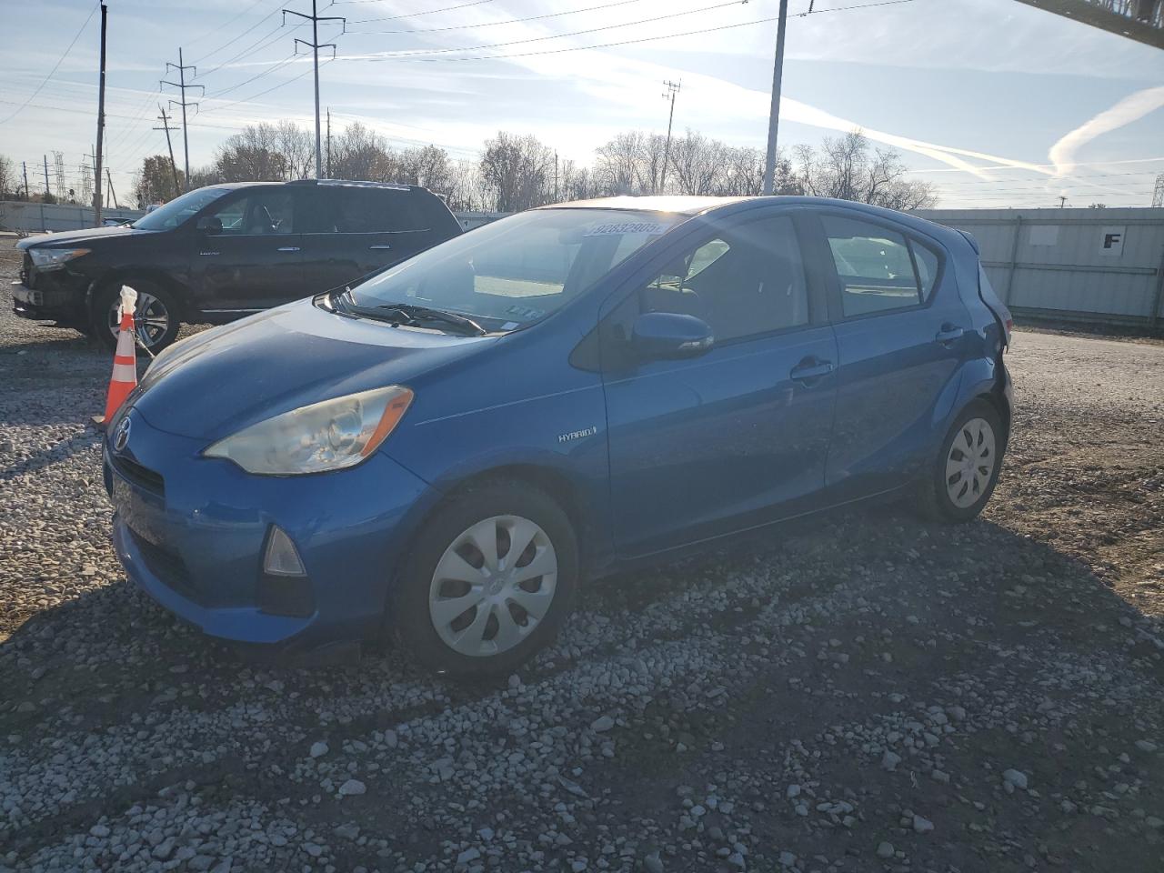 TOYOTA PRIUS C 2012