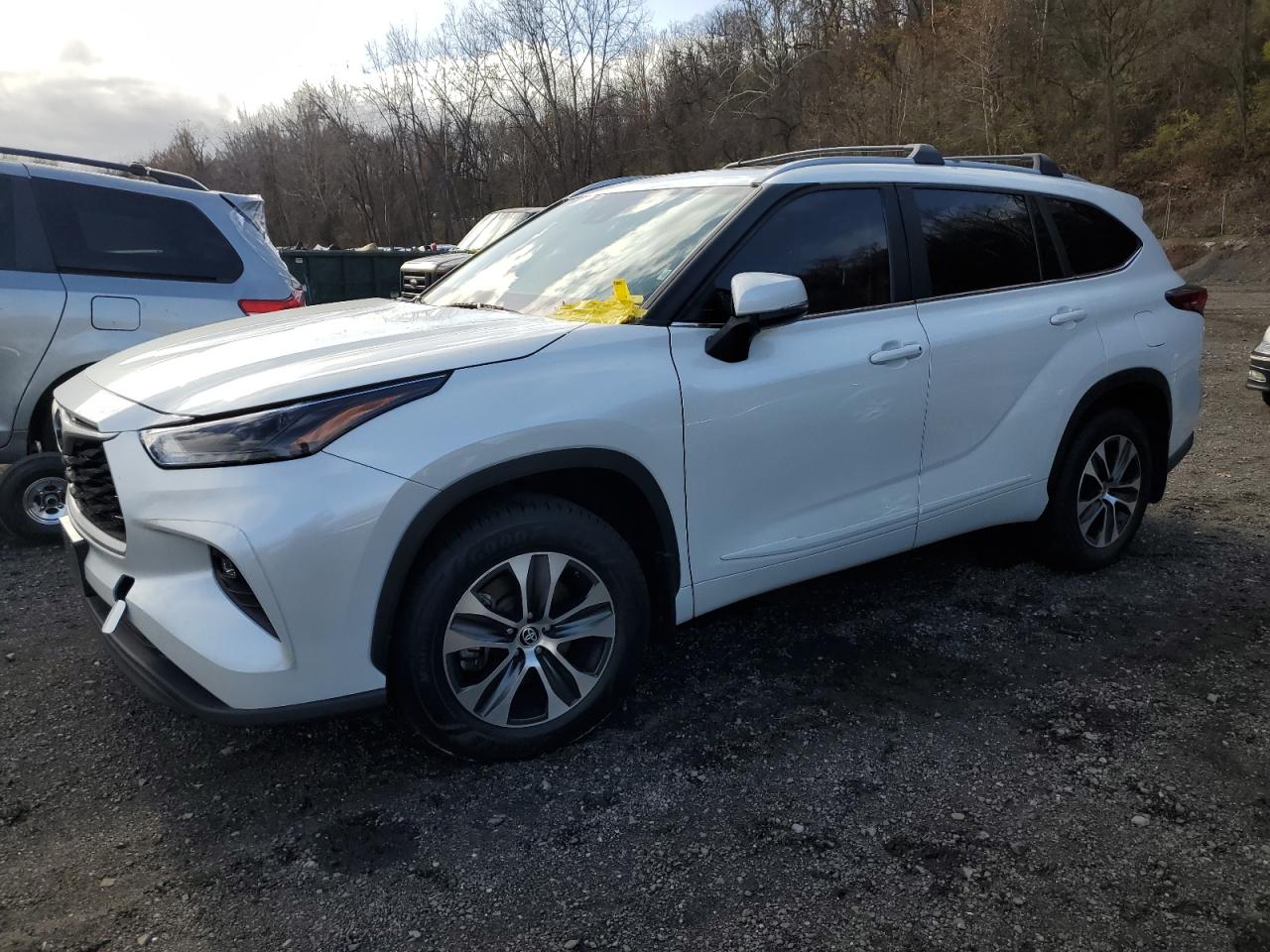 TOYOTA HIGHLANDER 2023