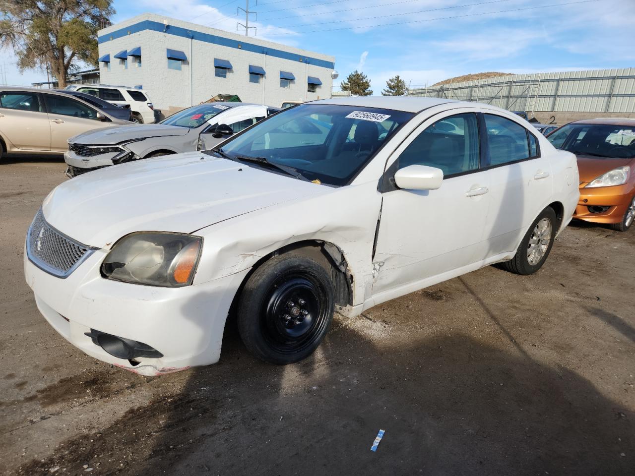 MITSUBISHI GALANT FE 2011