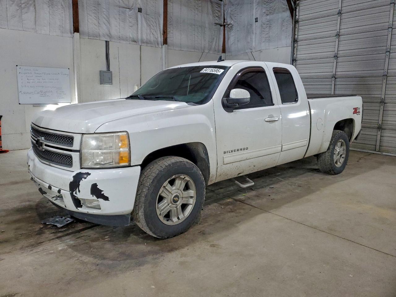 CHEVROLET SILVERADO 2013