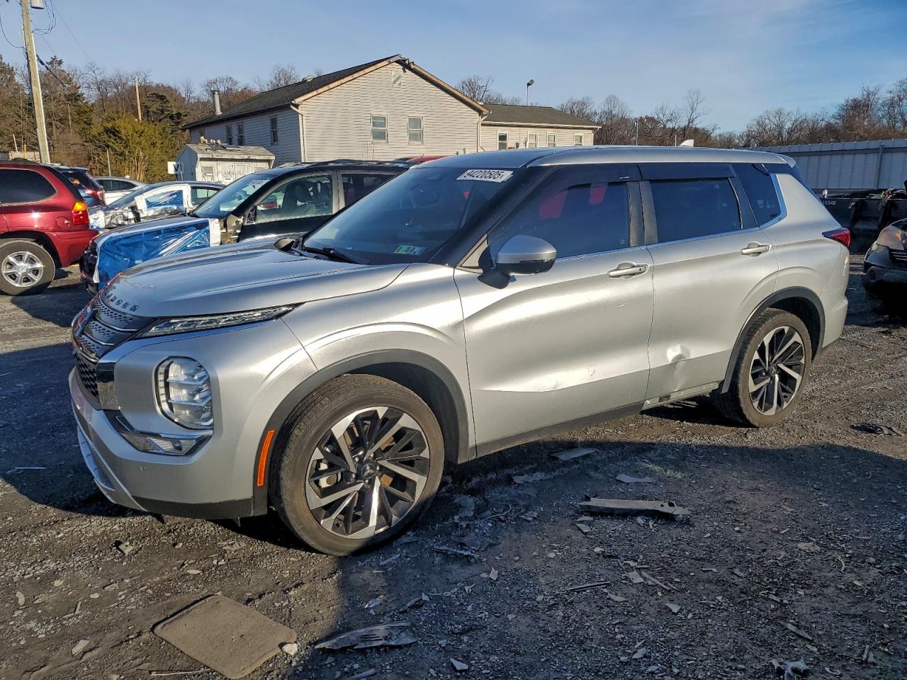 MITSUBISHI OUTLANDER 2022