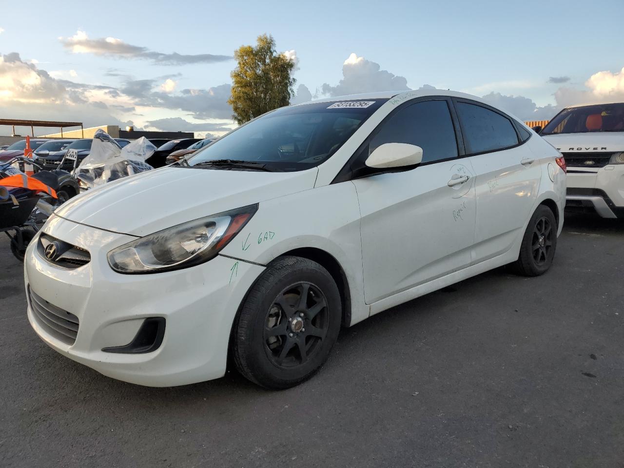 HYUNDAI ACCENT 2012