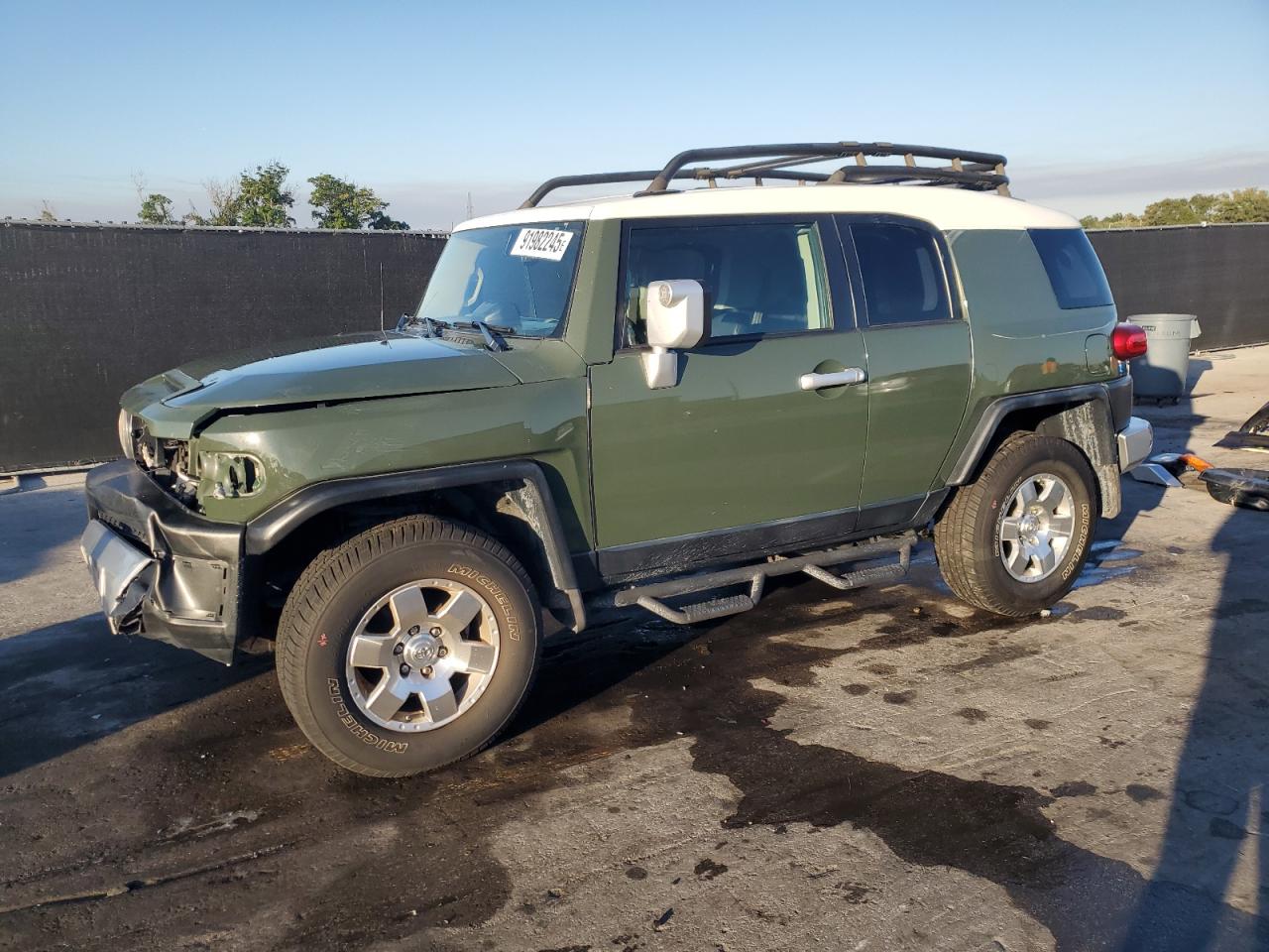 TOYOTA FJ CRUISER 2010