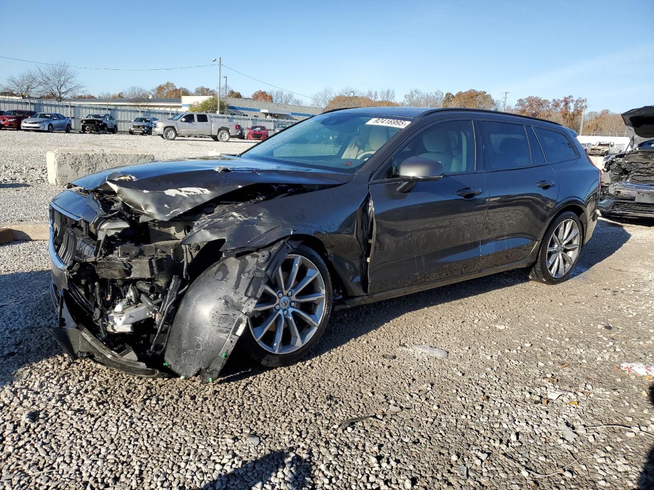 VOLVO V60 T5 MOM 2020