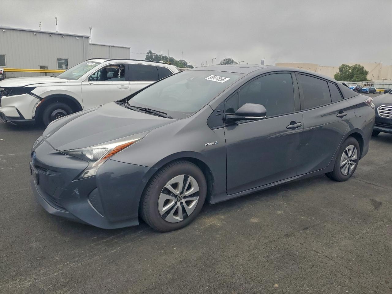 TOYOTA PRIUS 2016