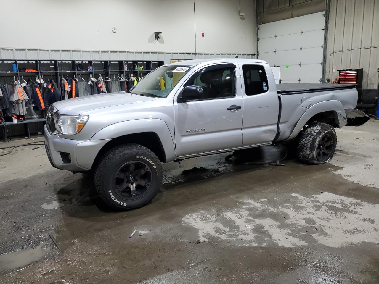 TOYOTA TACOMA 2012