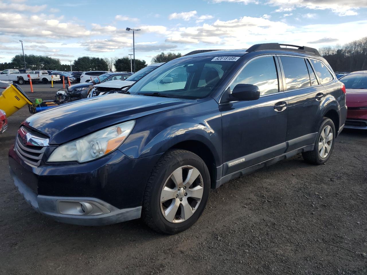 SUBARU OUTBACK 2. 2012