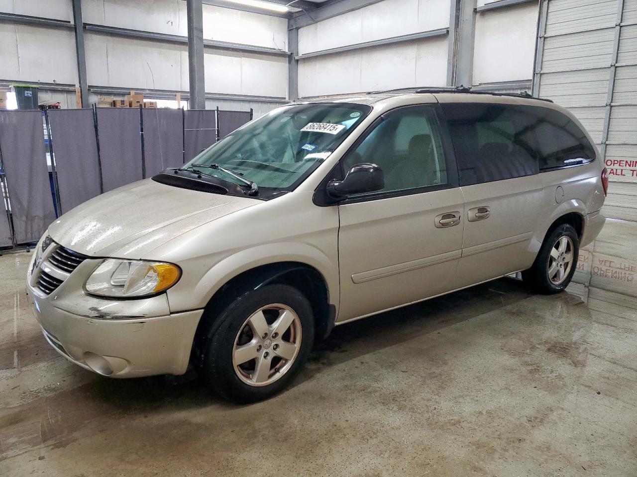 DODGE GRAND CARAVAN 2005
