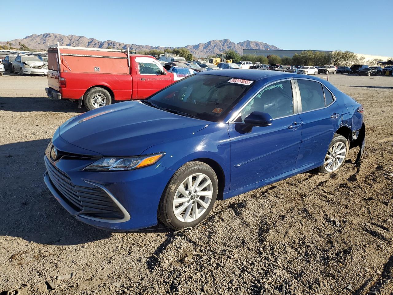 TOYOTA CAMRY LE 2024