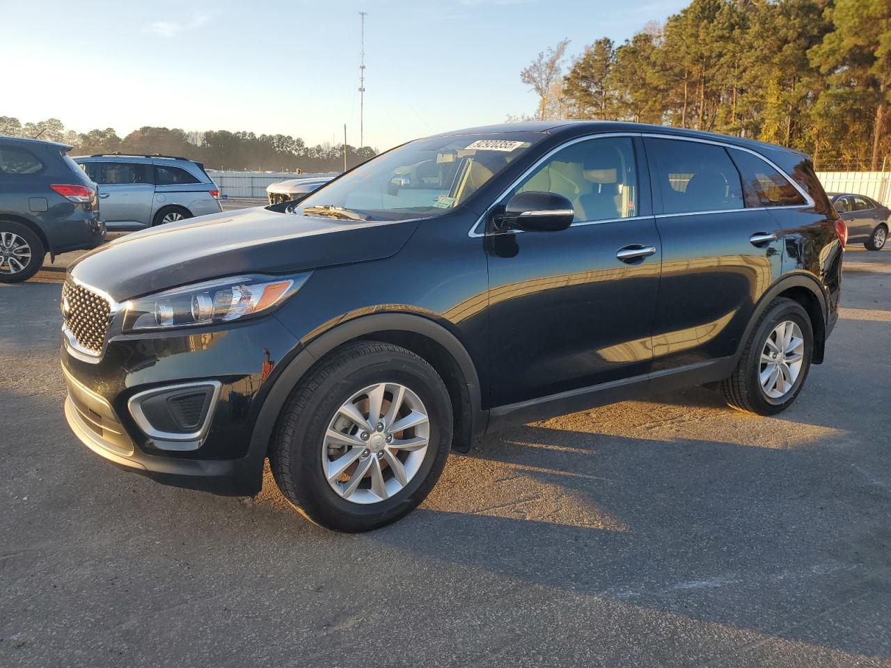 KIA SORENTO LX 2016