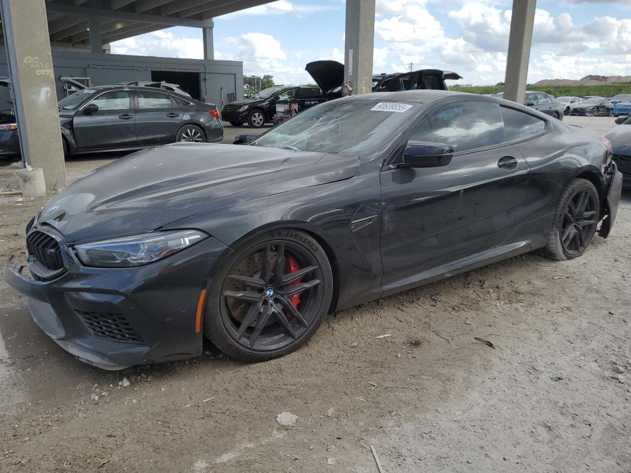 BMW M8 2024