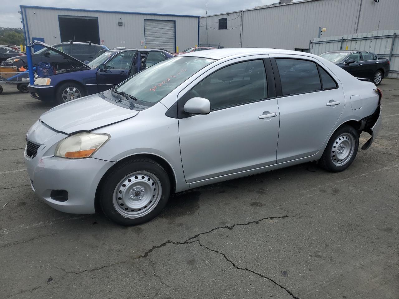 TOYOTA YARIS 2010