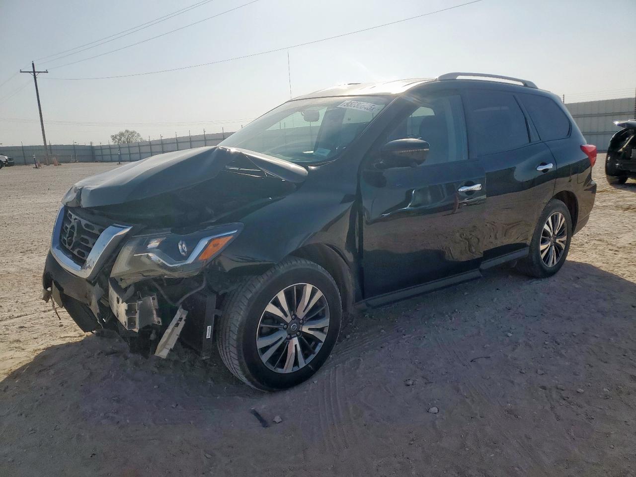 NISSAN PATHFINDER 2020