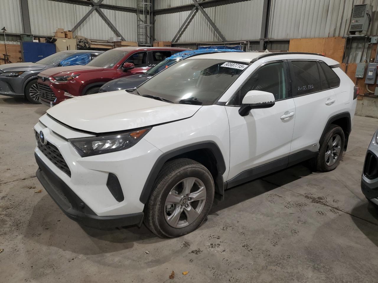 TOYOTA RAV4 LE 2025