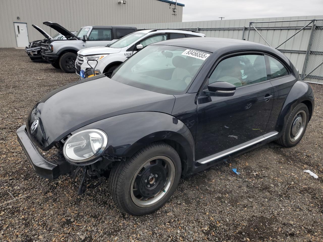 VOLKSWAGEN BEETLE 1.8 2016