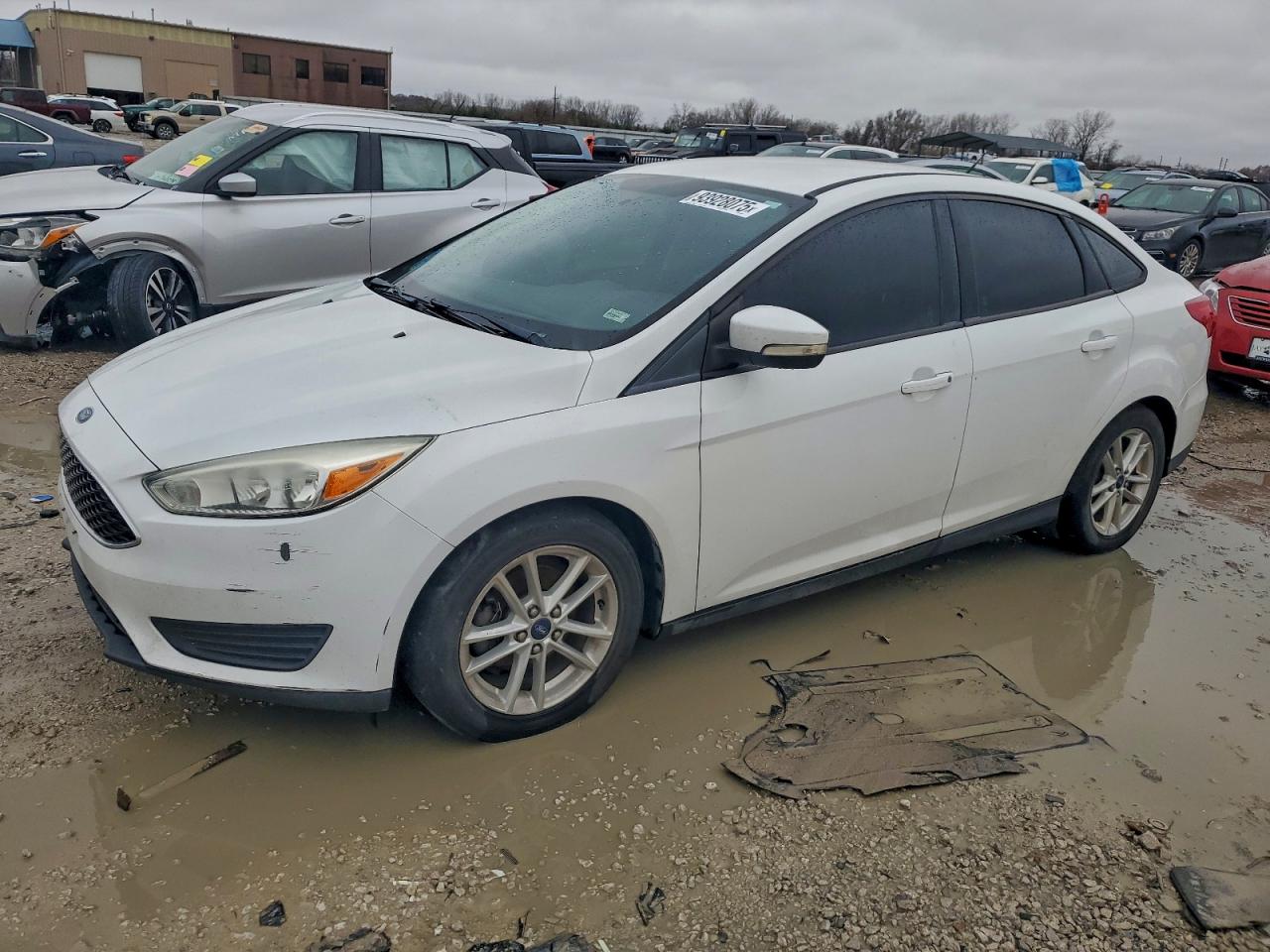 FORD FOCUS SE 2015