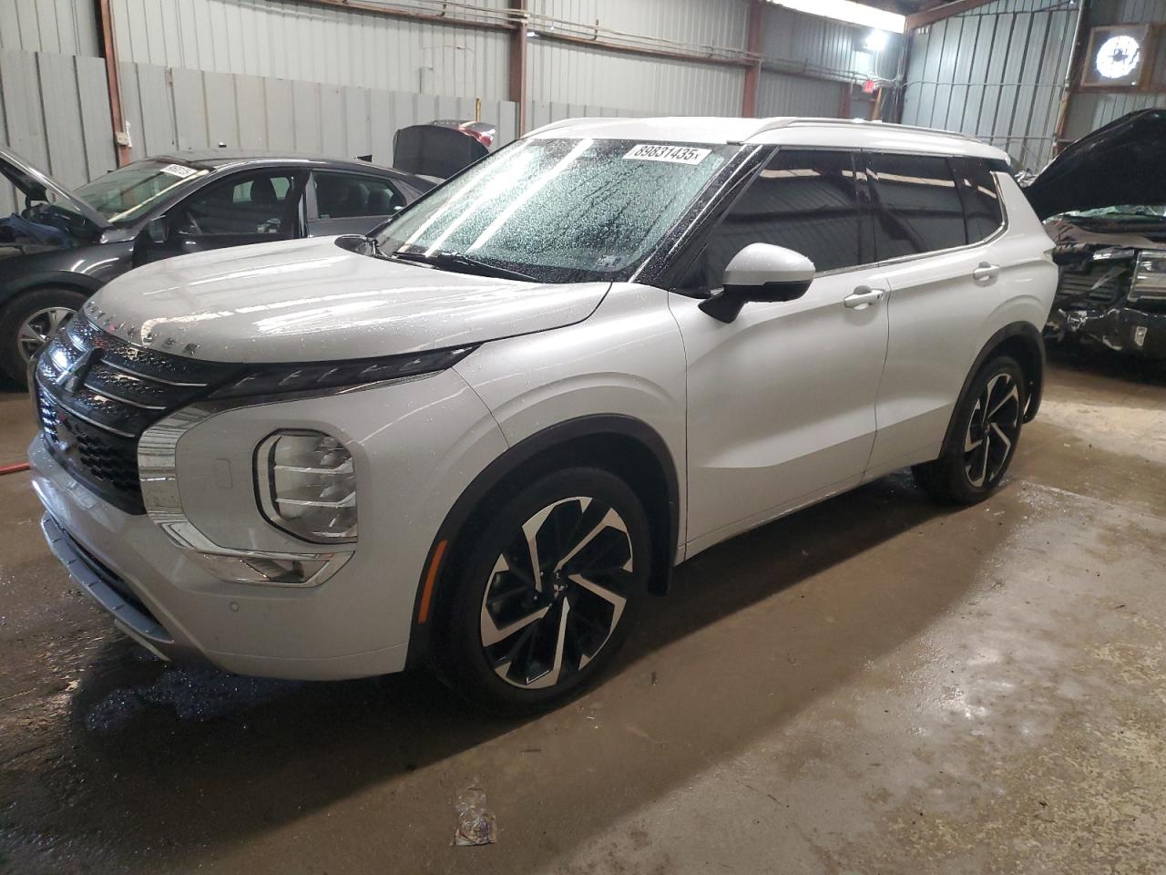 MITSUBISHI OUTLANDER 2022