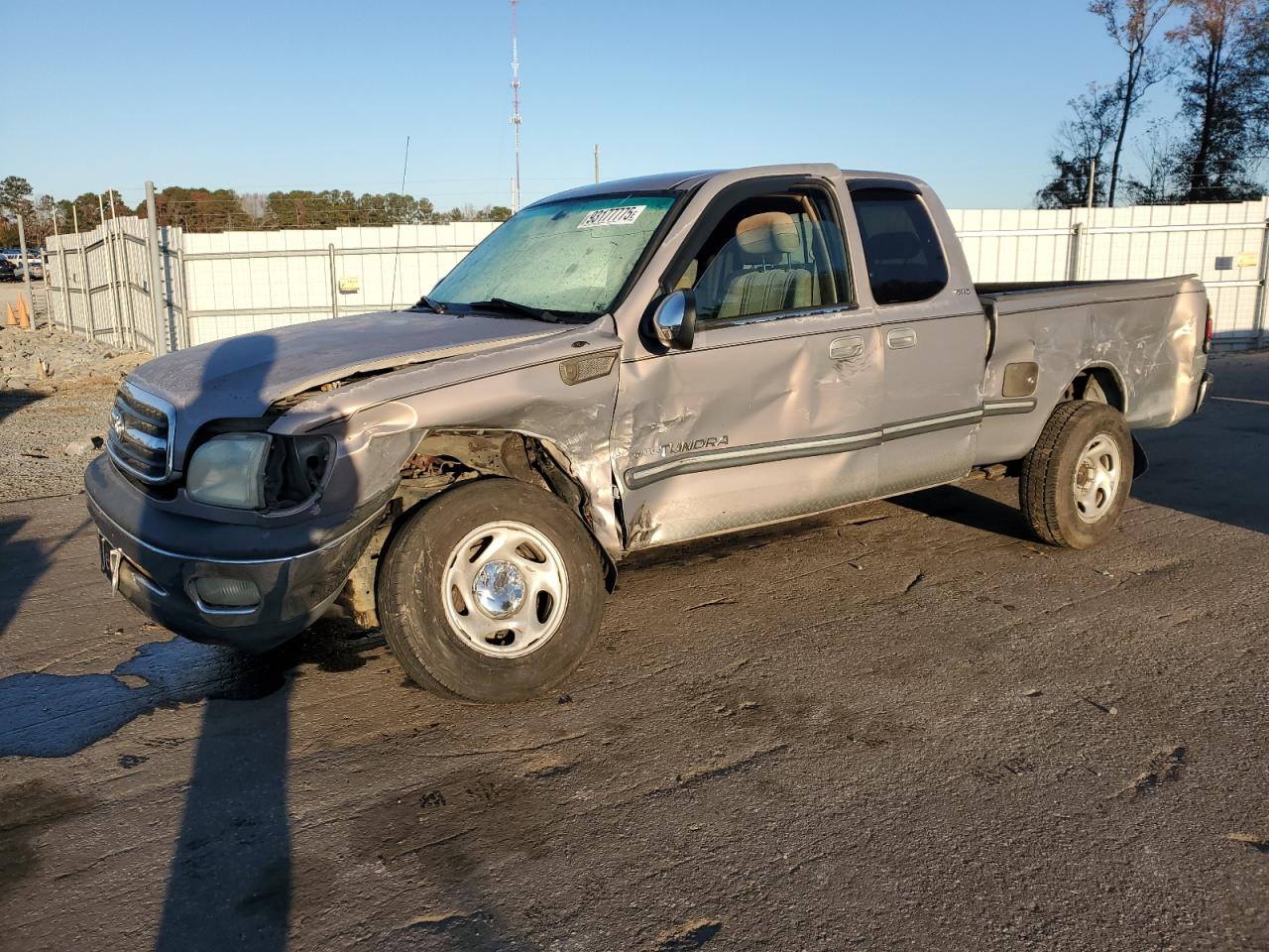 TOYOTA TUNDRA ACC 2001