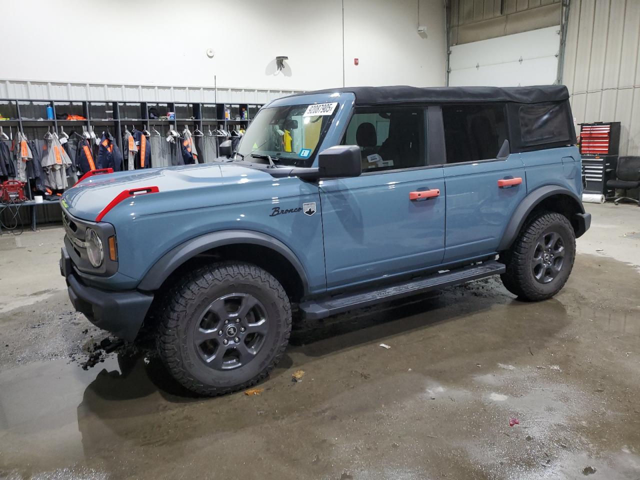 FORD BRONCO 2021