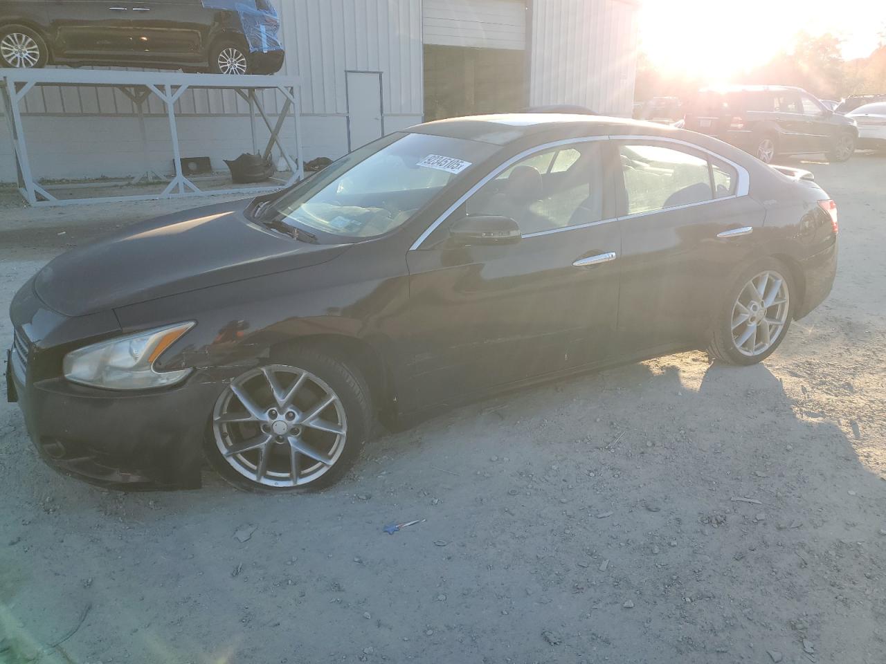 NISSAN MAXIMA 2010