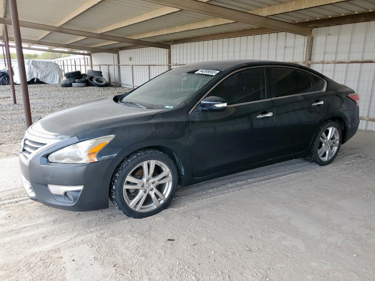 NISSAN ALTIMA 2015