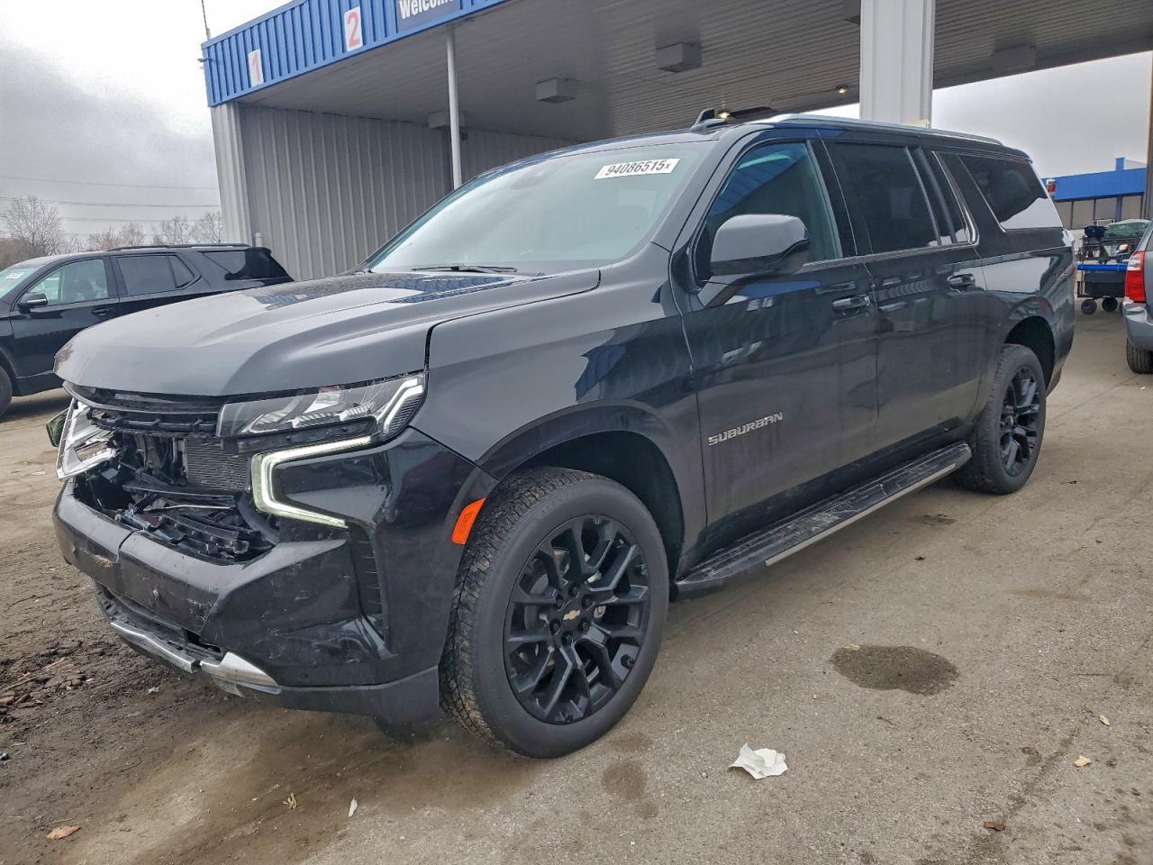 CHEVROLET SUBURBAN 2023