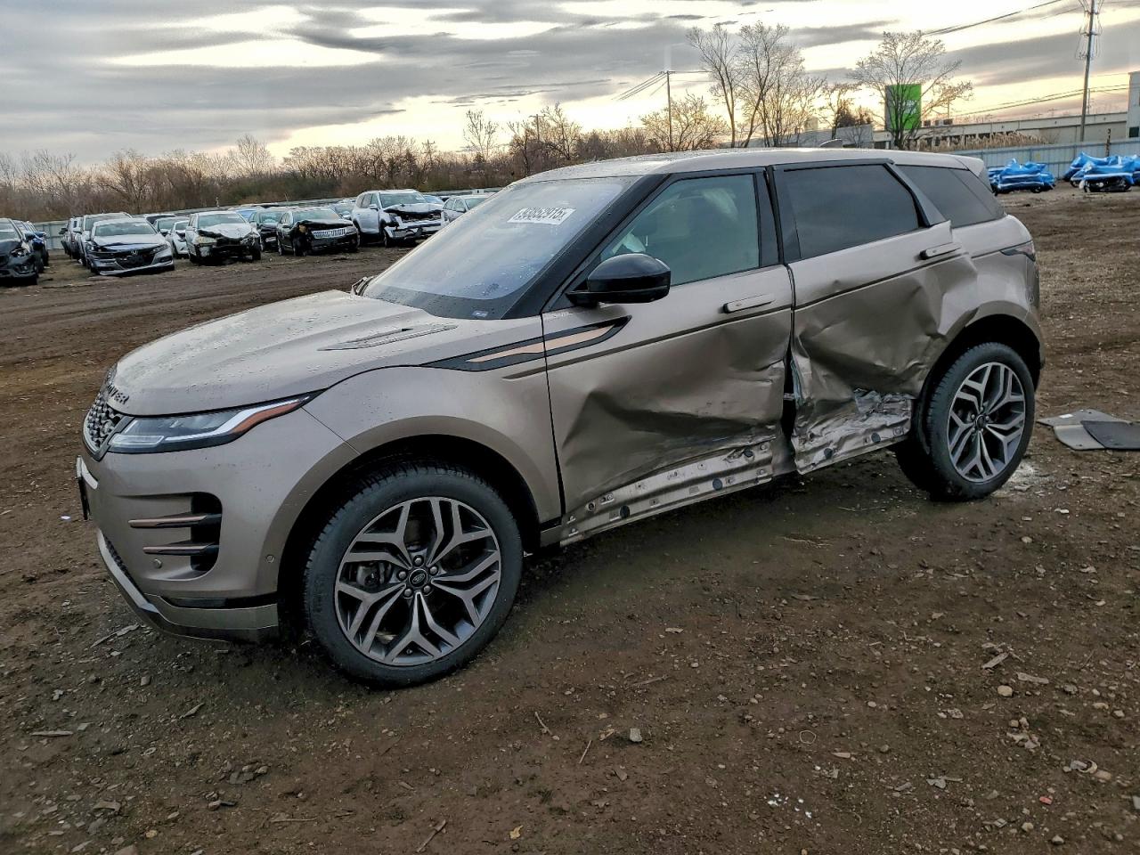 LAND ROVER RANGE ROVER EVOQUE 2021