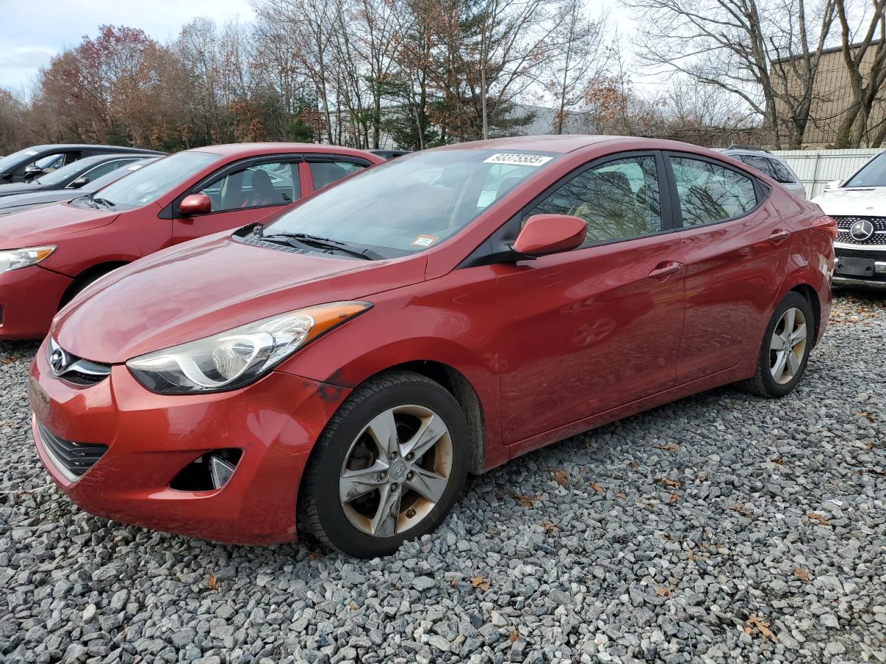 HYUNDAI ELANTRA GL 2013