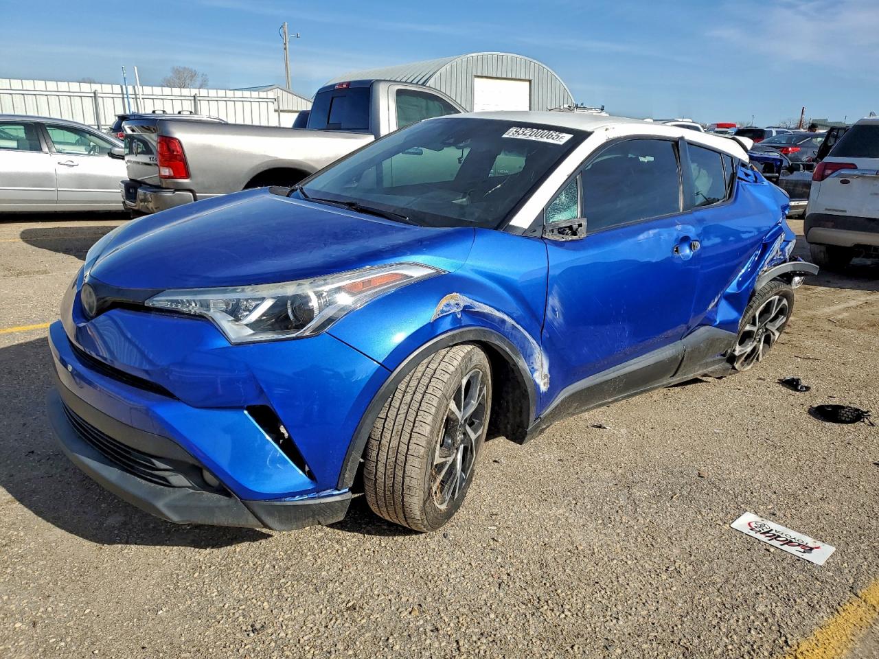 TOYOTA C-HR XLE 2018