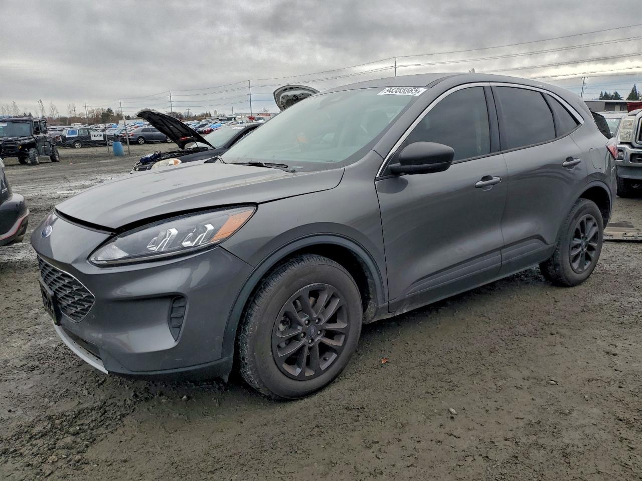 FORD ESCAPE SE 2022