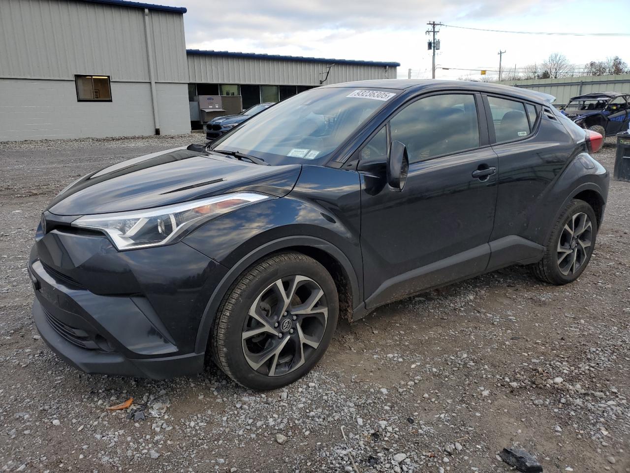 TOYOTA C-HR XLE 2019