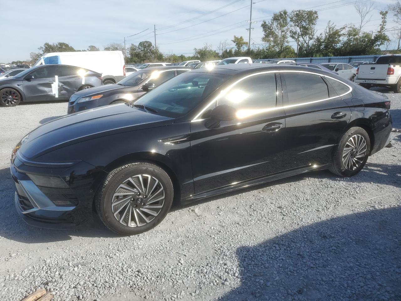 HYUNDAI SONATA HYB 2024