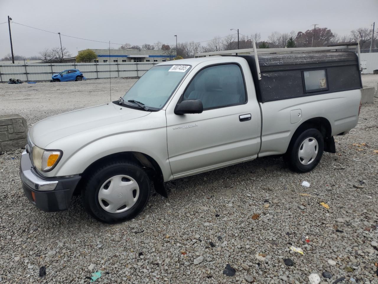 TOYOTA TACOMA 2000