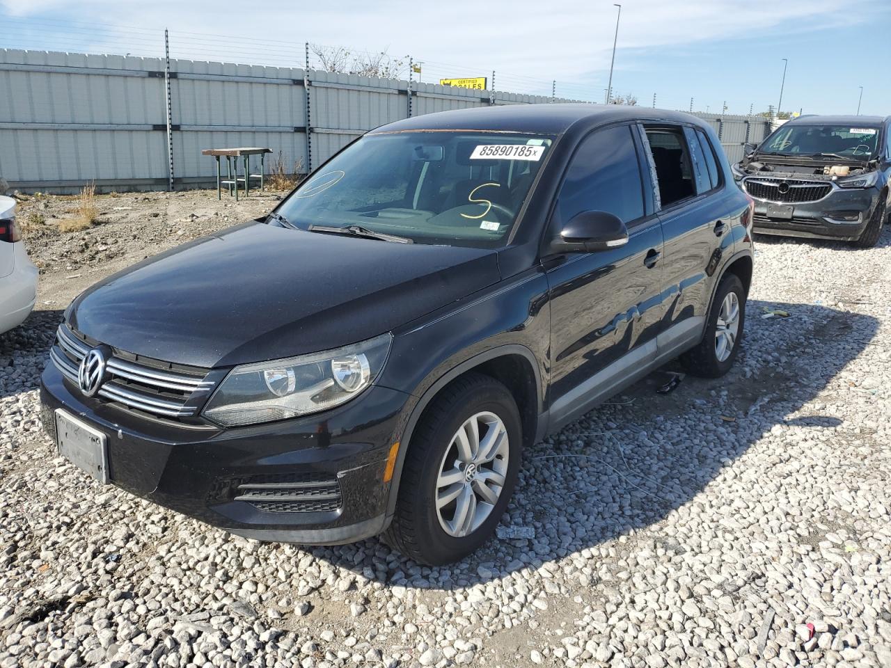 VOLKSWAGEN TIGUAN 2012
