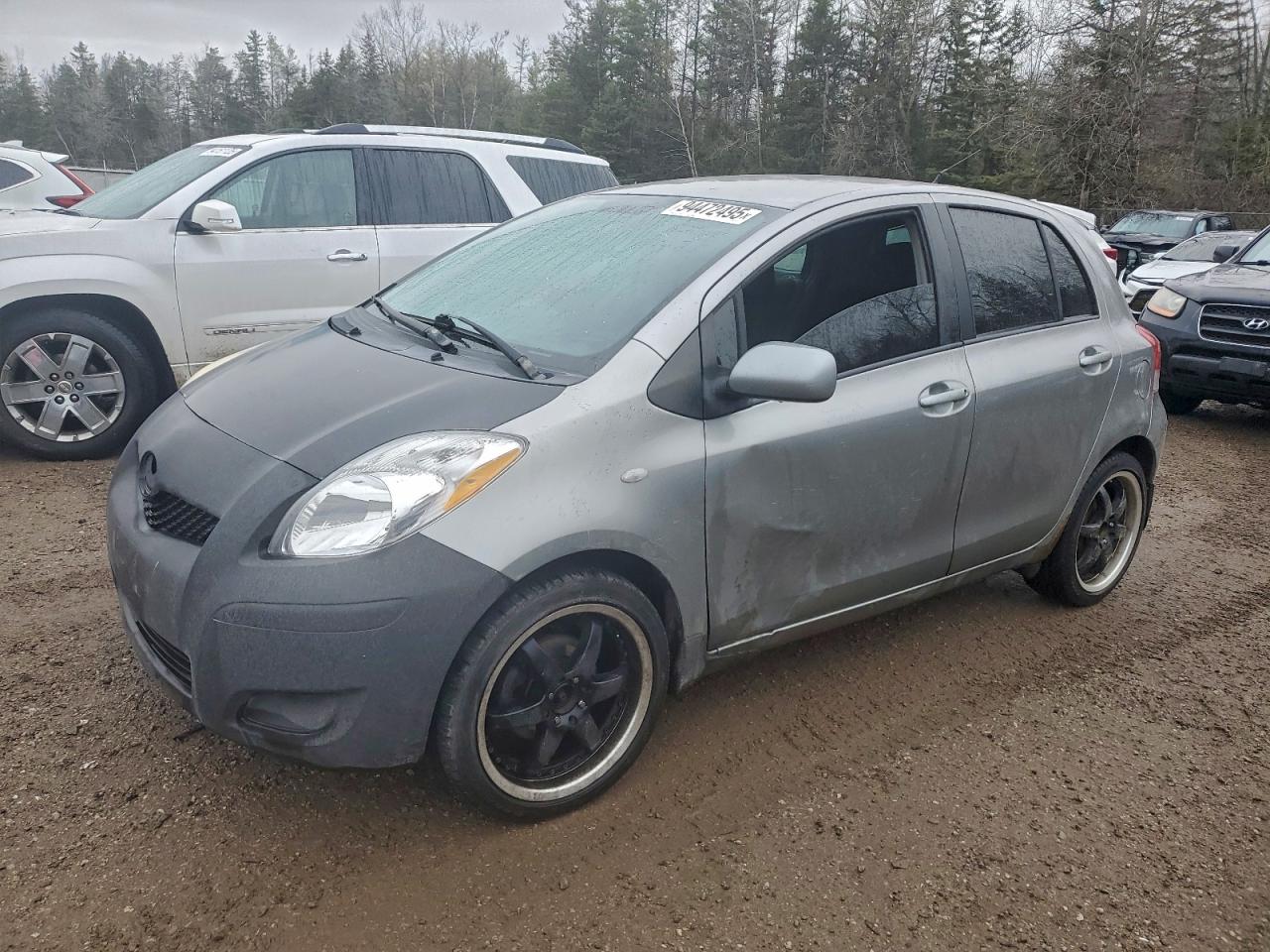 TOYOTA YARIS 2010
