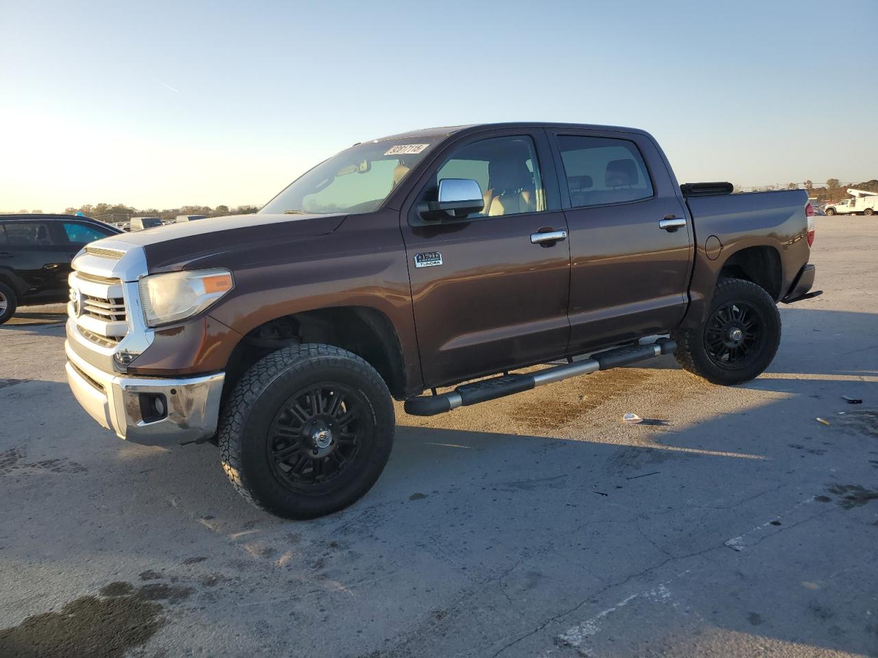 TOYOTA TUNDRA CRE 2015