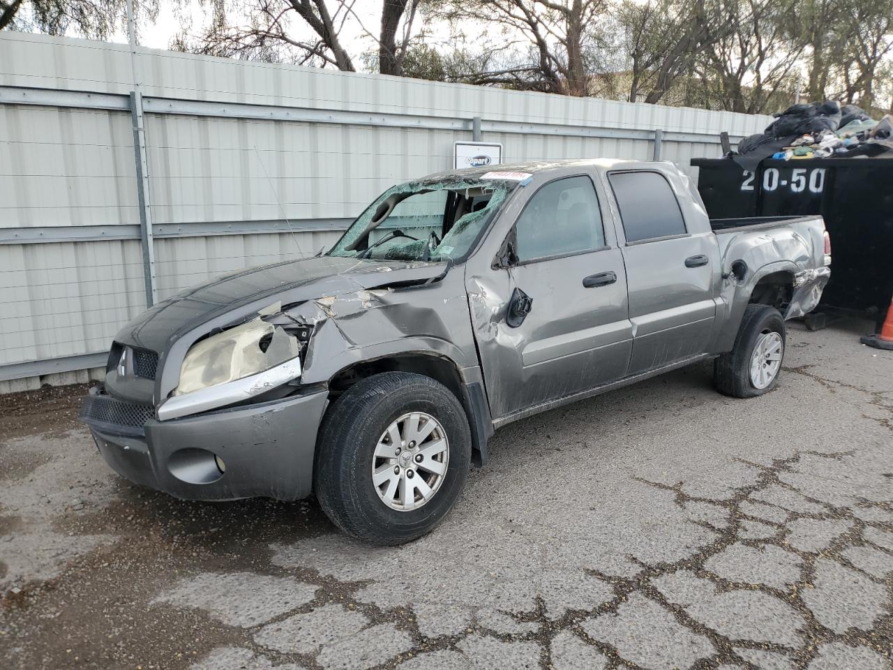MITSUBISHI RAIDER LS 2006