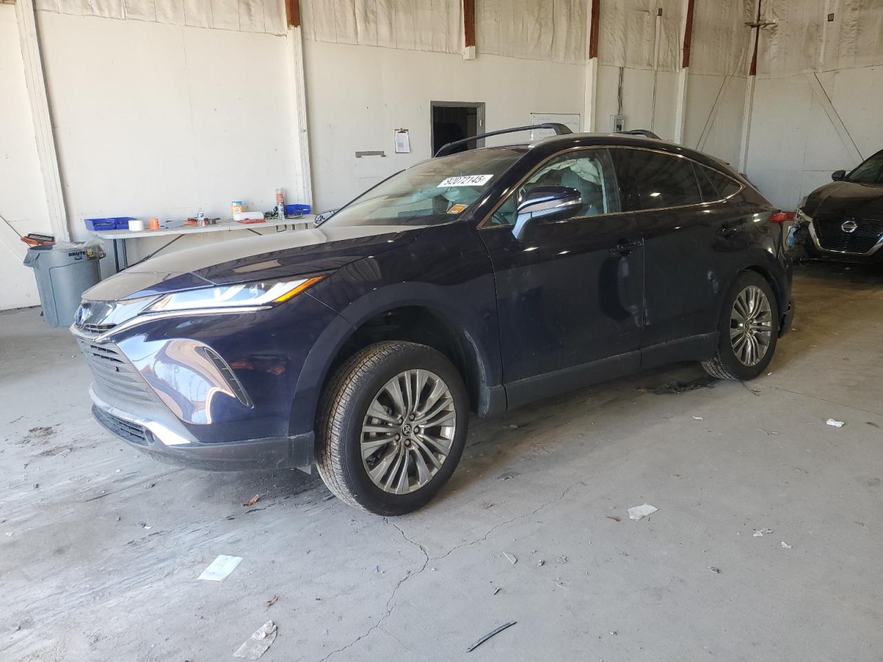 TOYOTA VENZA LE 2024
