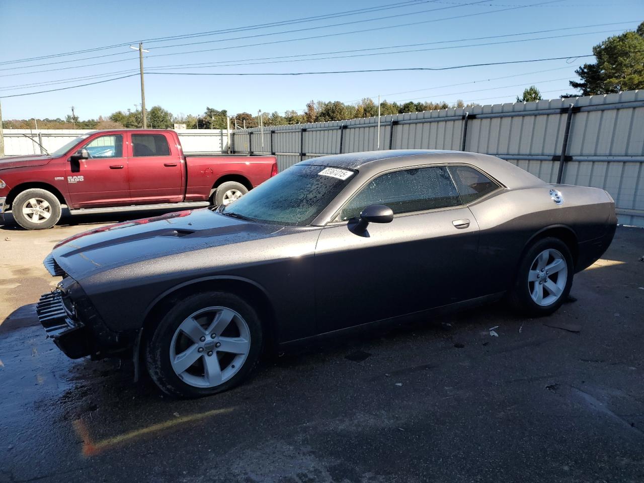 DODGE CHALLENGER 2013