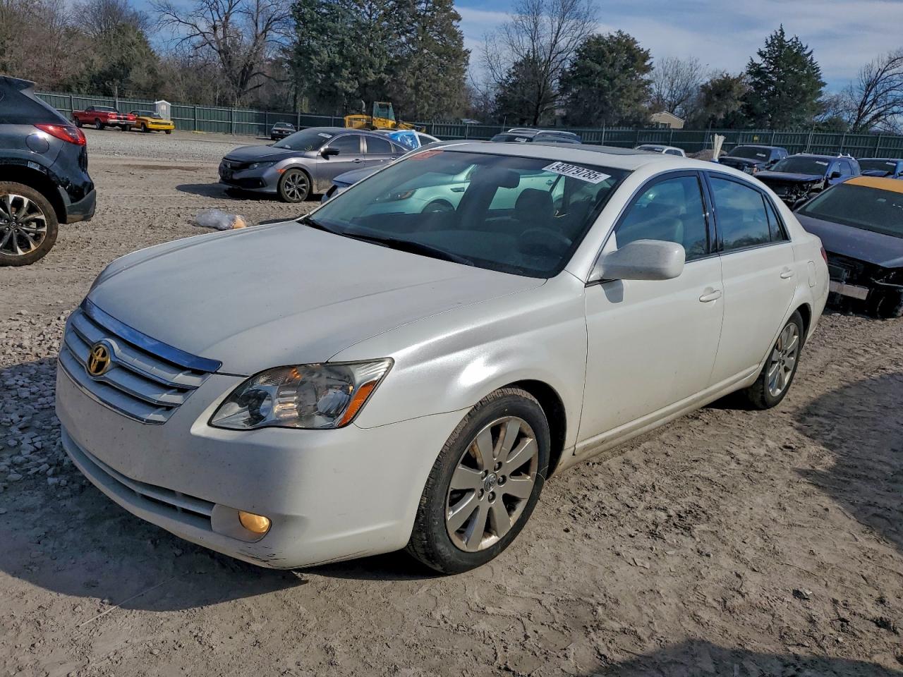TOYOTA AVALON XL 2005