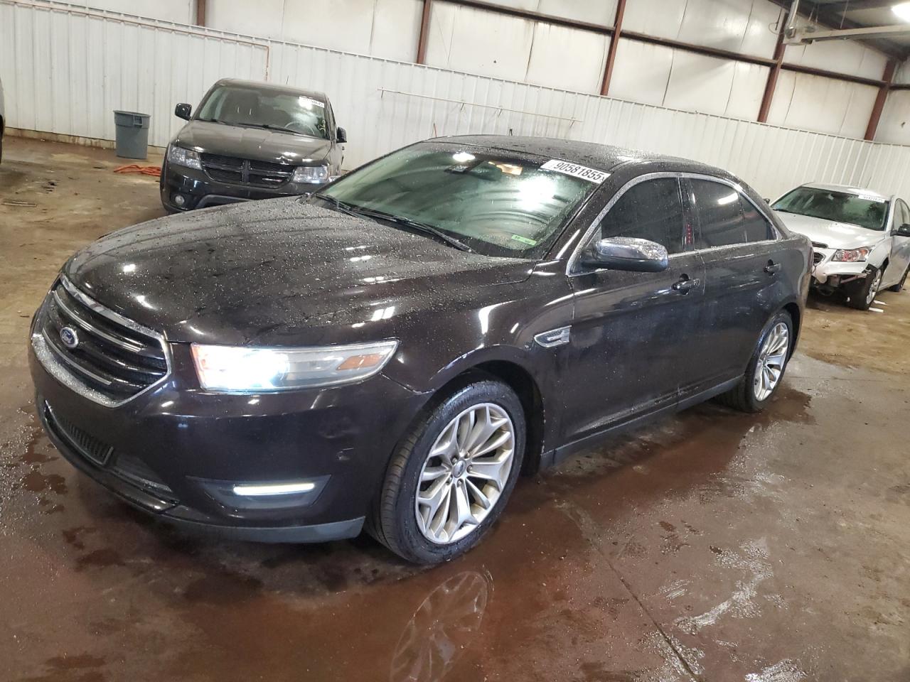 FORD TAURUS LIM 2014