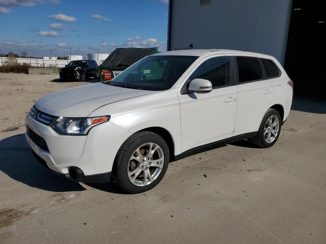 MITSUBISHI OUTLANDER 2014